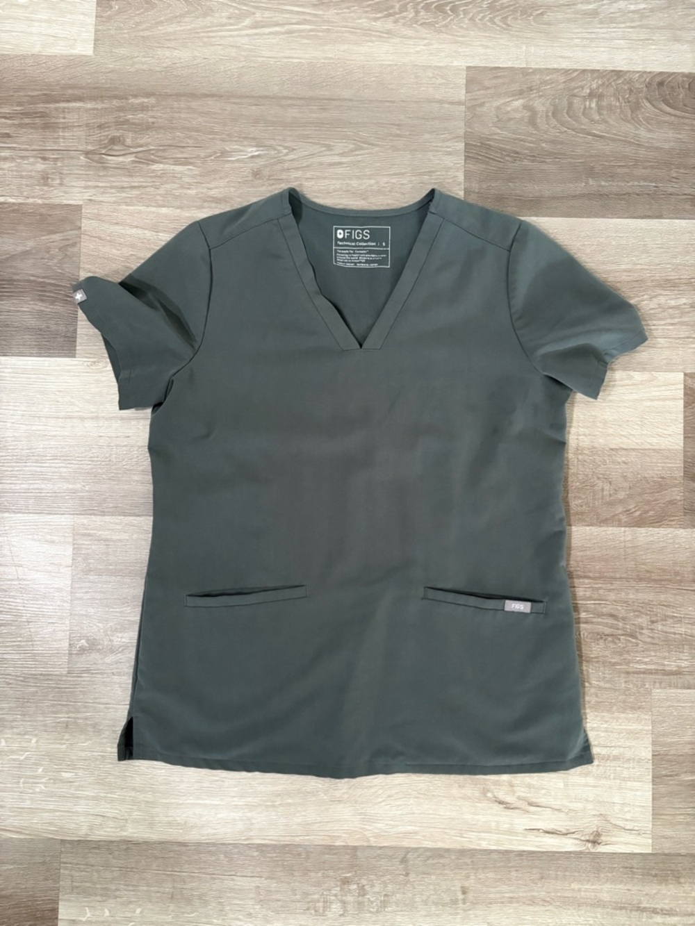 FIGS Women's V-Neck Scrub Top in Olive Green